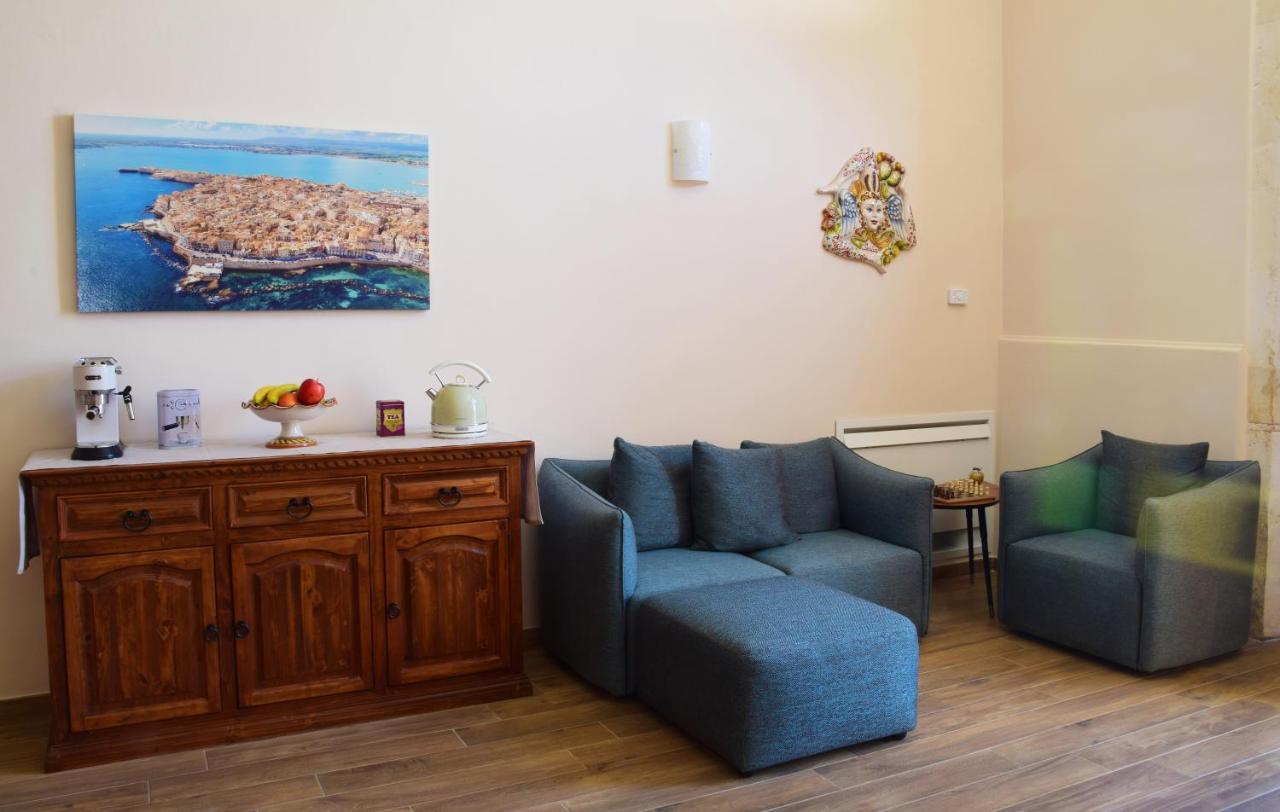 シラクーサ Antico Casale Benali Bed & Breakfast エクステリア 写真