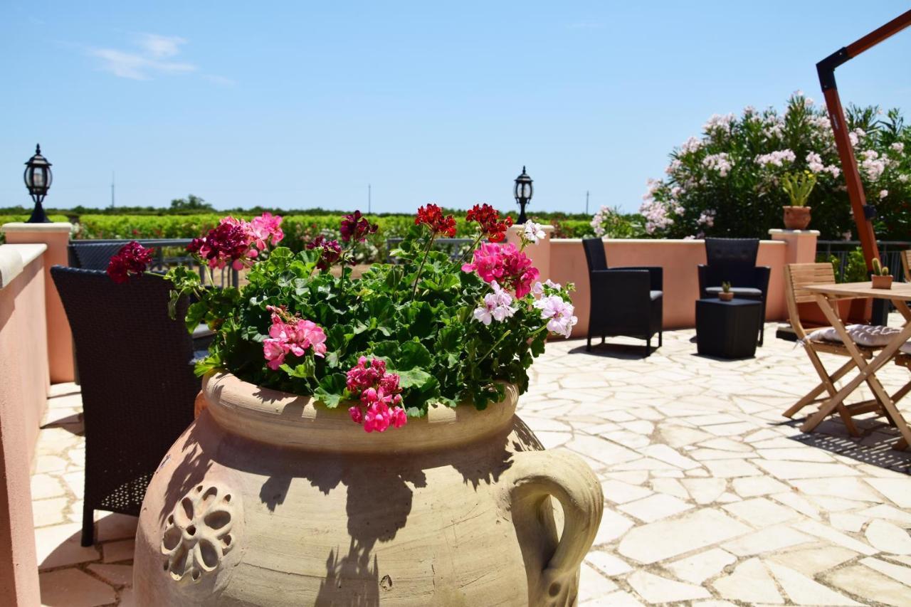 シラクーサ Antico Casale Benali Bed & Breakfast エクステリア 写真