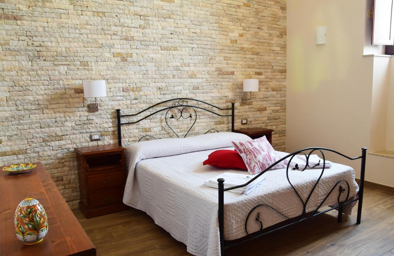 シラクーサ Antico Casale Benali Bed & Breakfast エクステリア 写真