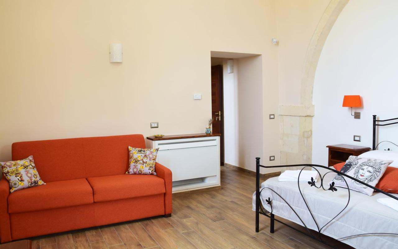 シラクーサ Antico Casale Benali Bed & Breakfast エクステリア 写真